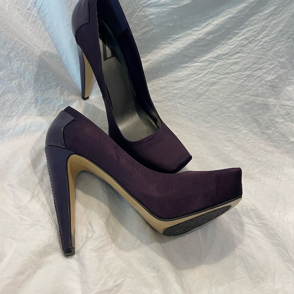 Type Z Deep Purple Heels